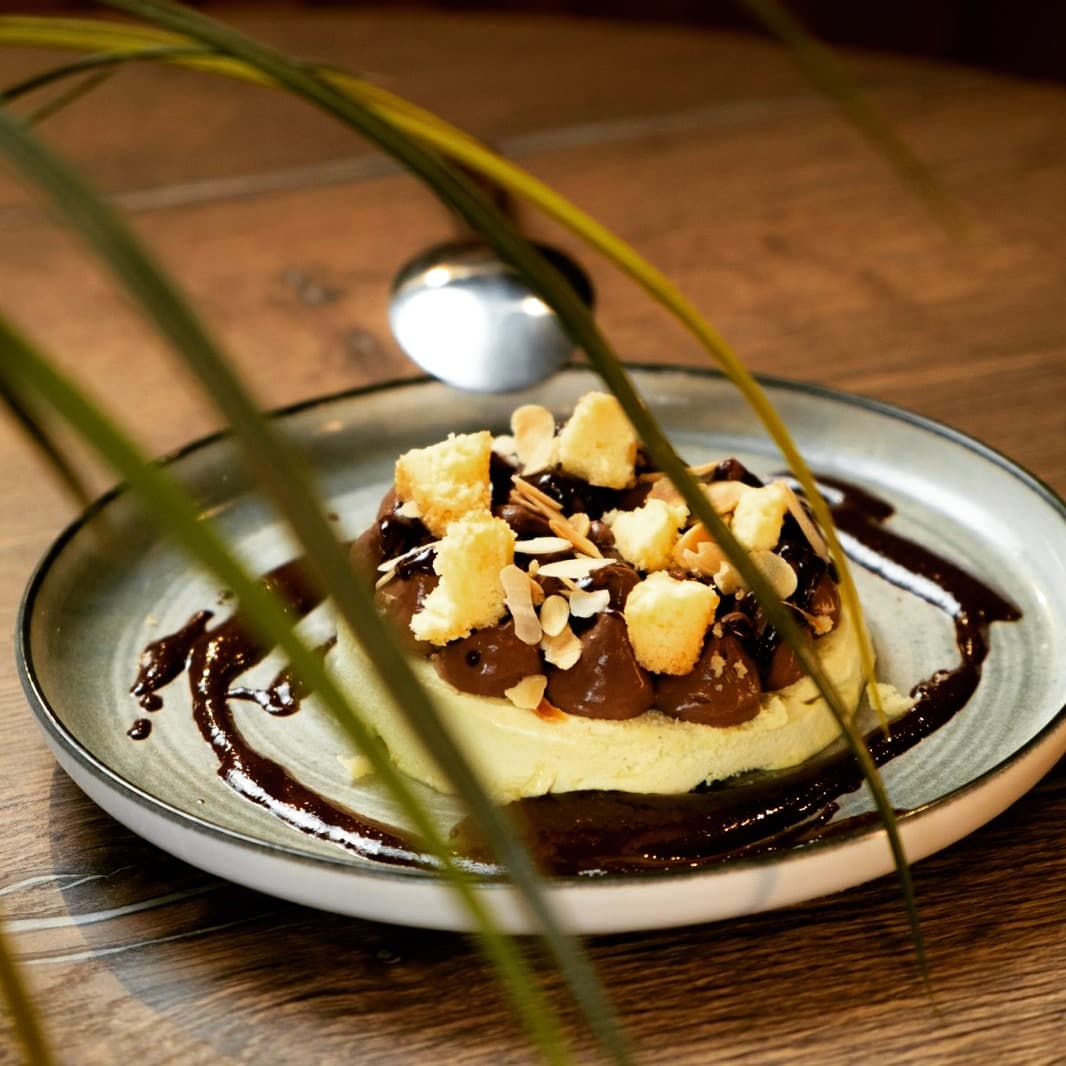 Nero Pistacchio