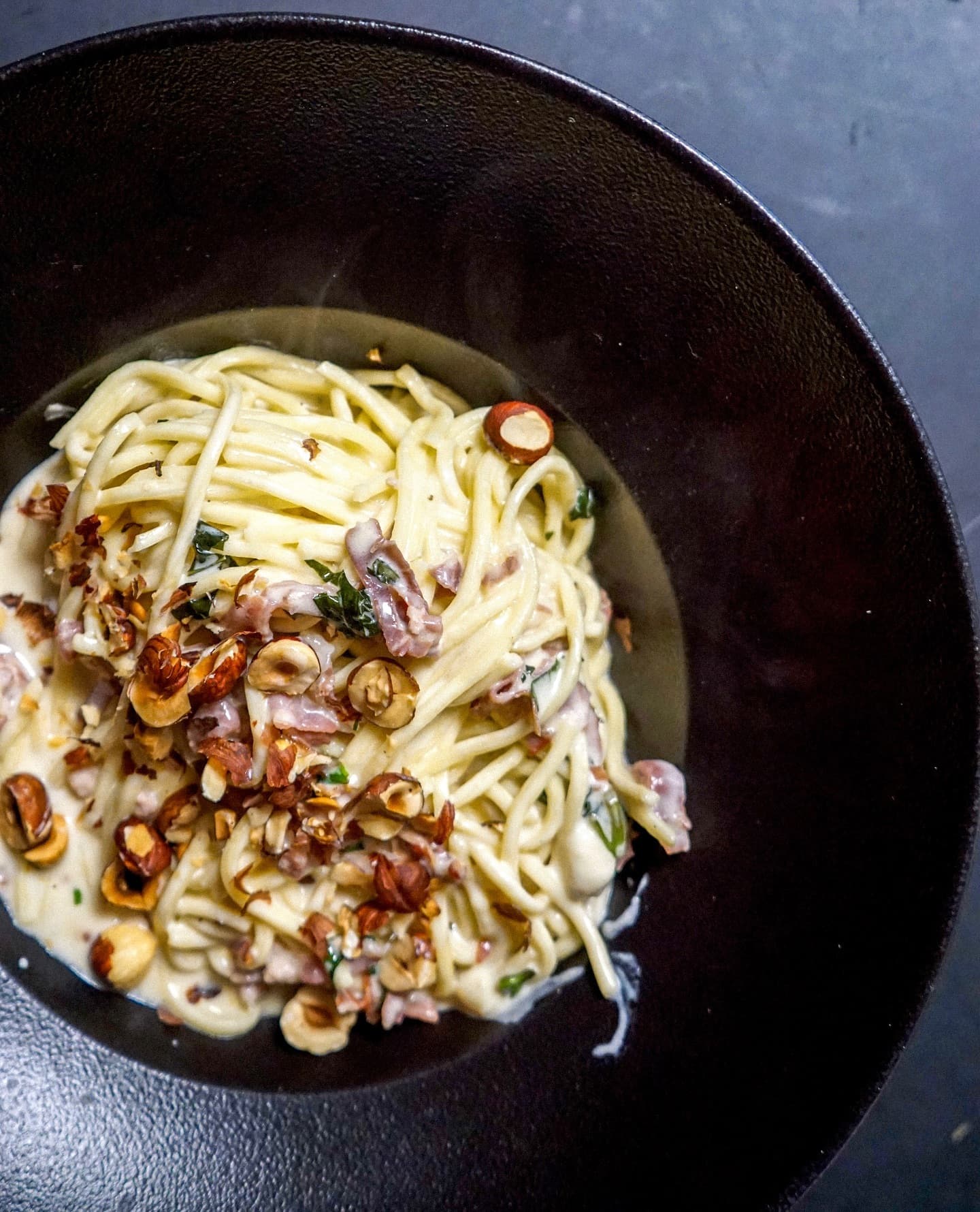 Assiette de pâtes fraîches des suggestions de la semaine, chez O'Divino Melesse